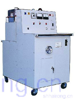 �͵�ѹ������